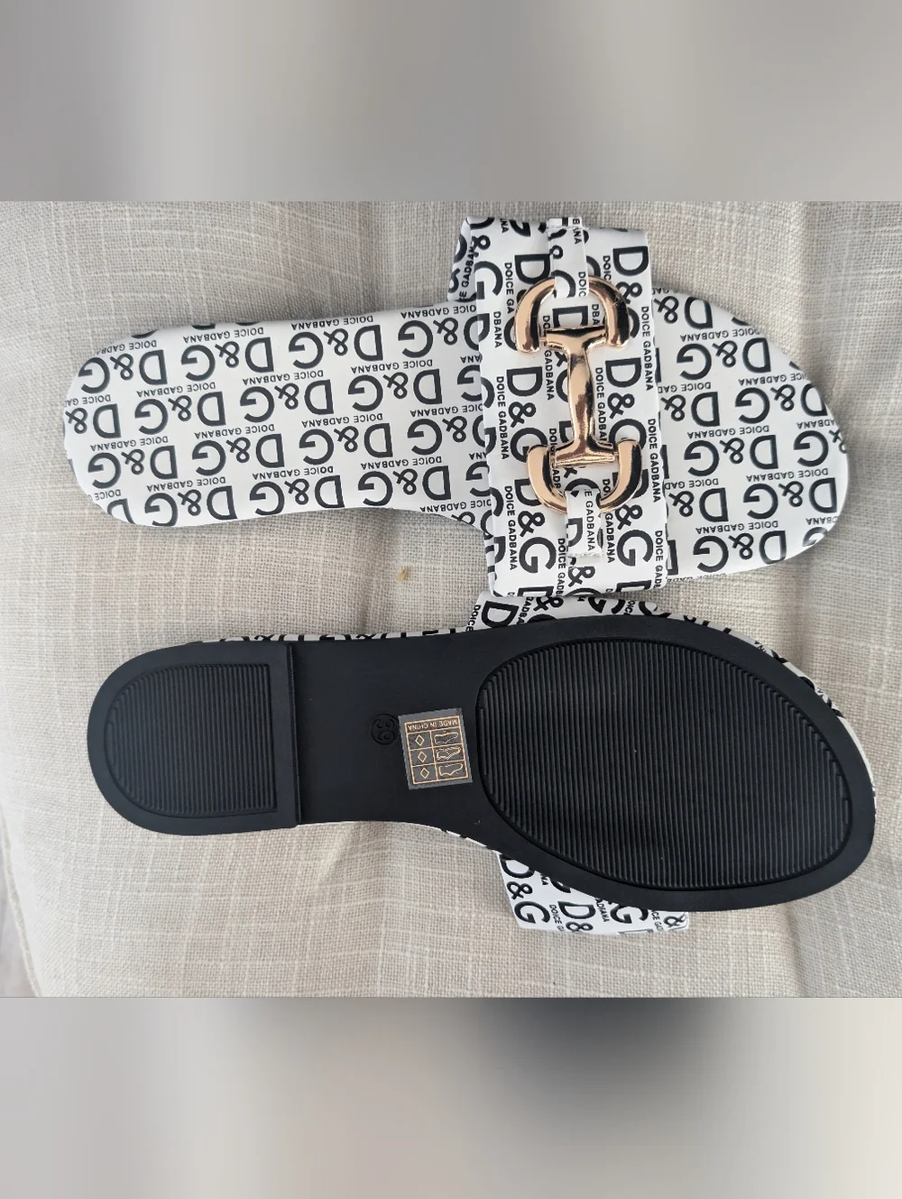 D&G White Logo Slide Sandals with Gold Buckle from Tik Tok Shop - Picture 4 of 6